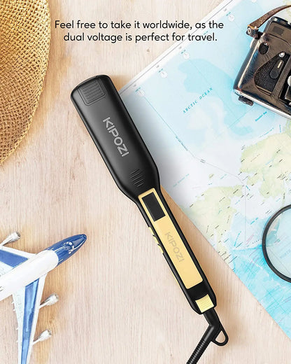 Lisseur professionnel en titane KIPOZI avec écran LCD digital, double voltage et chauffage instantané — idéal pour lisser ou boucler les cheveux. 💇‍♀️✨