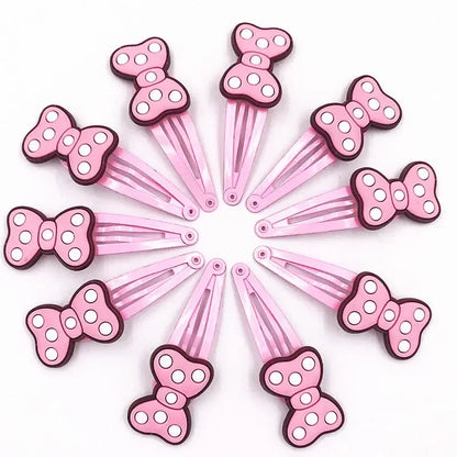 🎀 Lot de 10 pinces à cheveux Disney Mickey & Minnie 🎀 Pinces en PVC avec nœud à pois, style cartoon. Accessoires adorables pour filles — parfaits pour offrir ou compléter une tenue ! 💖