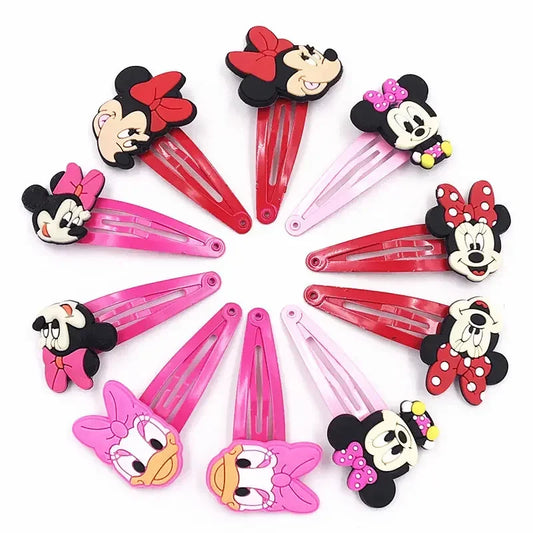 🎀 Lot de 10 pinces à cheveux Disney Mickey & Minnie 🎀 Pinces en PVC avec nœud à pois, style cartoon. Accessoires adorables pour filles — parfaits pour offrir ou compléter une tenue ! 💖