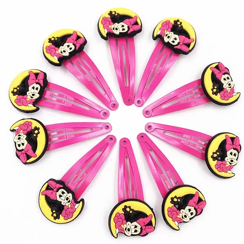 🎀 Lot de 10 pinces à cheveux Disney Mickey & Minnie 🎀 Pinces en PVC avec nœud à pois, style cartoon. Accessoires adorables pour filles — parfaits pour offrir ou compléter une tenue ! 💖