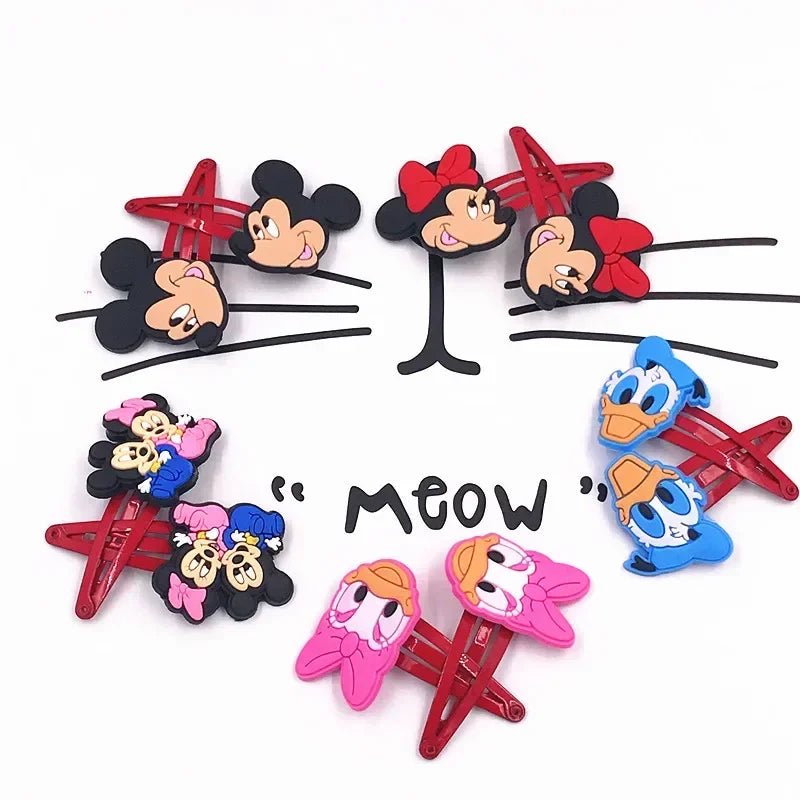 🎀 Lot de 10 pinces à cheveux Disney Mickey & Minnie 🎀 Pinces en PVC avec nœud à pois, style cartoon. Accessoires adorables pour filles — parfaits pour offrir ou compléter une tenue ! 💖