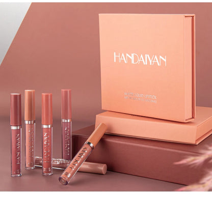 💄 Coffret HANDAIYAN – 6 Rouges à Lèvres Mat Longue Tenue 💋
Couleur intense, anti-transfert et résistante toute la journée ✨