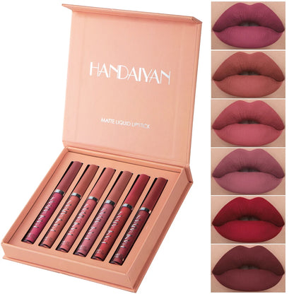💄 Coffret HANDAIYAN – 6 Rouges à Lèvres Mat Longue Tenue 💋
Couleur intense, anti-transfert et résistante toute la journée ✨