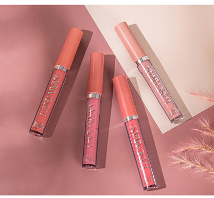 💄 Coffret HANDAIYAN – 6 Rouges à Lèvres Mat Longue Tenue 💋
Couleur intense, anti-transfert et résistante toute la journée ✨