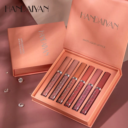 💄 Coffret HANDAIYAN – 6 Rouges à Lèvres Mat Longue Tenue 💋
Couleur intense, anti-transfert et résistante toute la journée ✨